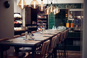 Tables de petit-déjeuner